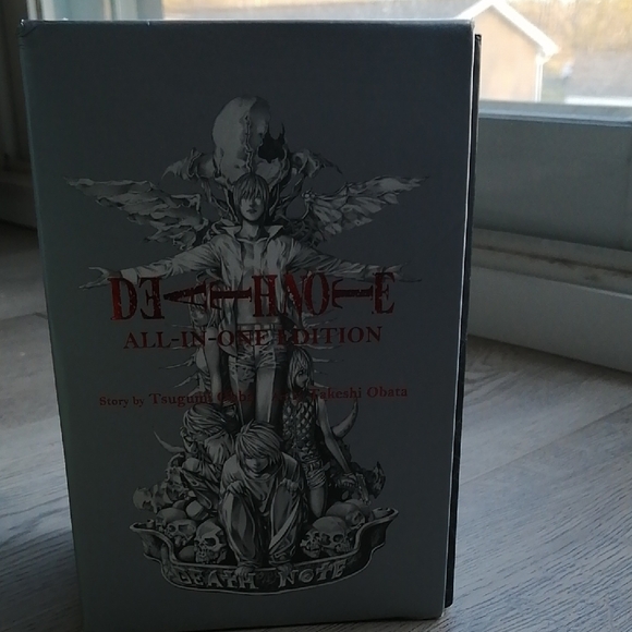 Death Note All-in-One Edition Box Set - Picture 3 of 4